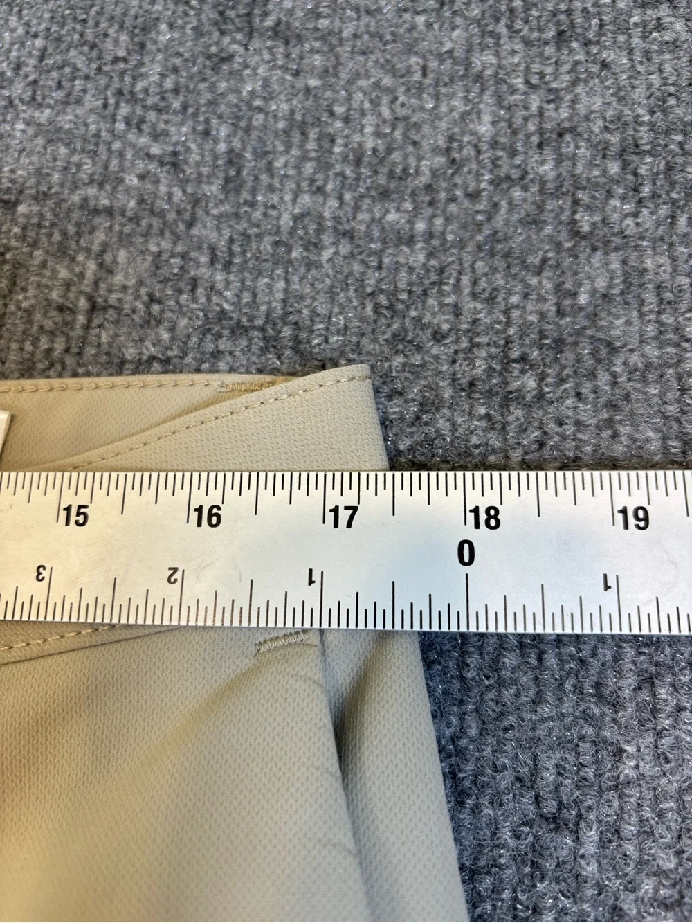 Banana Republic Men's Performance Commuter Pants 34x29 Beige Stretch EUC